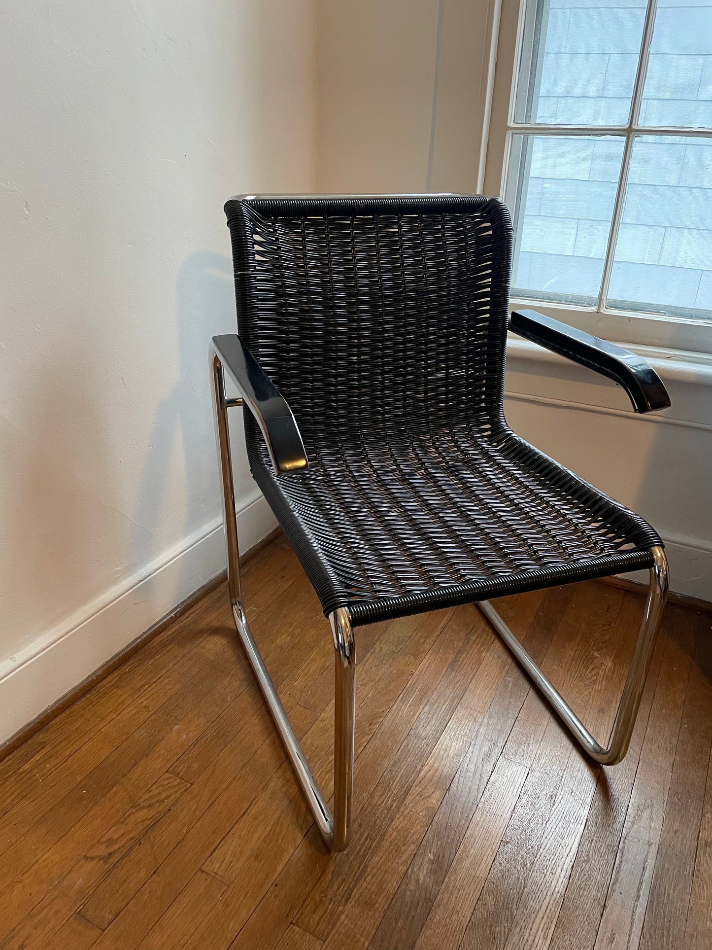 IN STORE: Vintage Bauhaus-inspired Chair