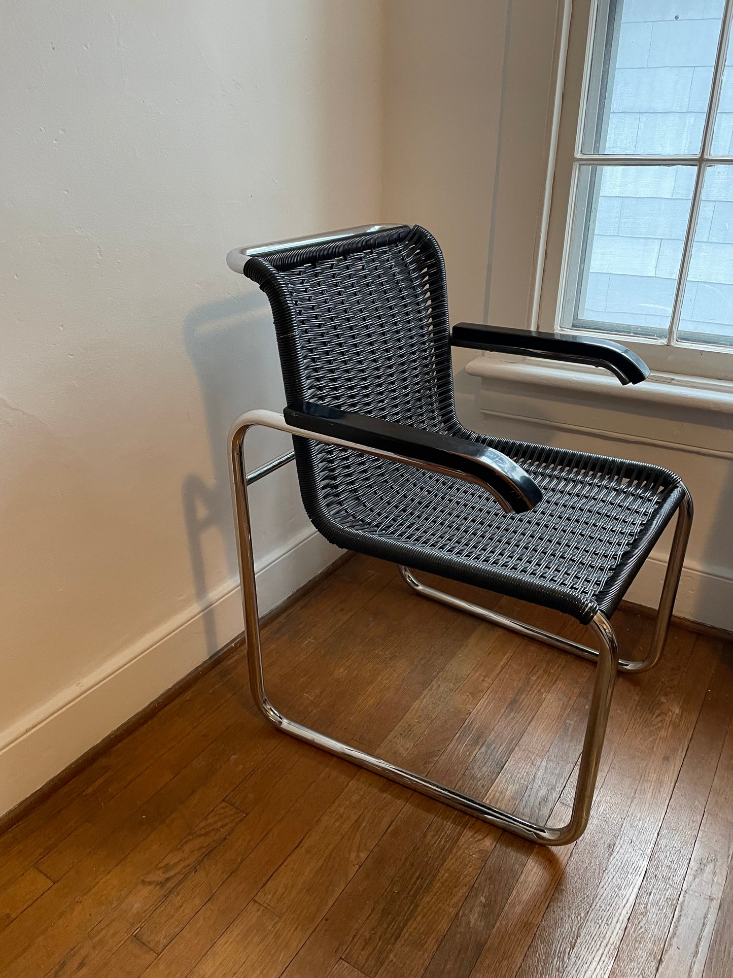 IN STORE: Vintage Bauhaus-inspired Chair