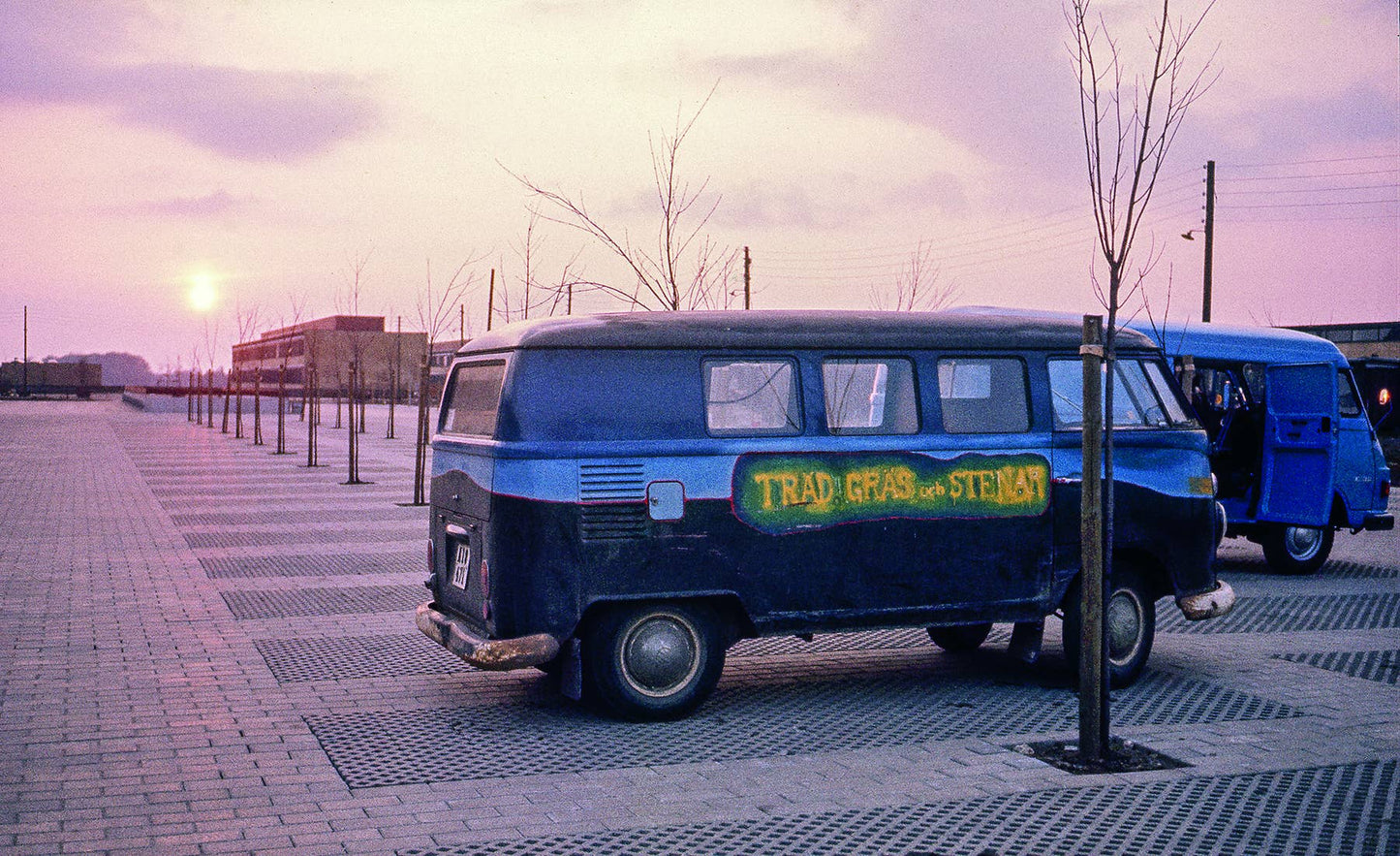 Träd, Gräs och Stenar: A Collective History